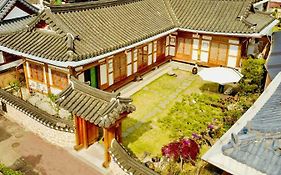 Hanok Hyeyum